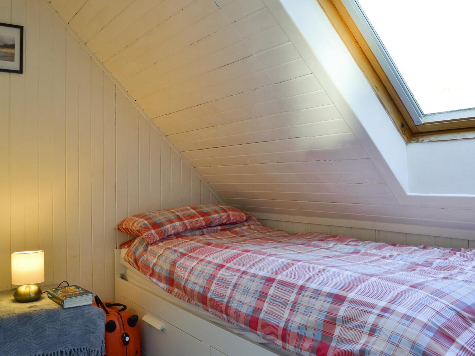 Shore Cottage Arnisdale Εξωτερικό φωτογραφία